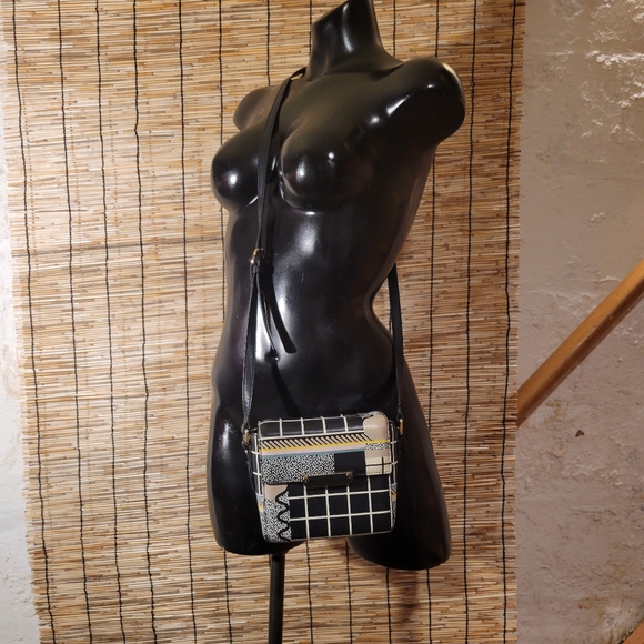 Rare & Other Stories Women's Bold Graphic Leather Crossbody Bag - Picture 1 of 6
